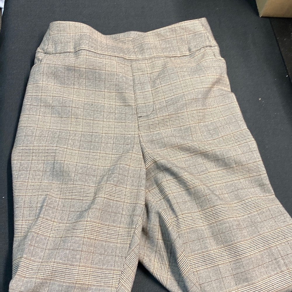 Christopher & Banks Ankle shaped fit mid rise dress pants